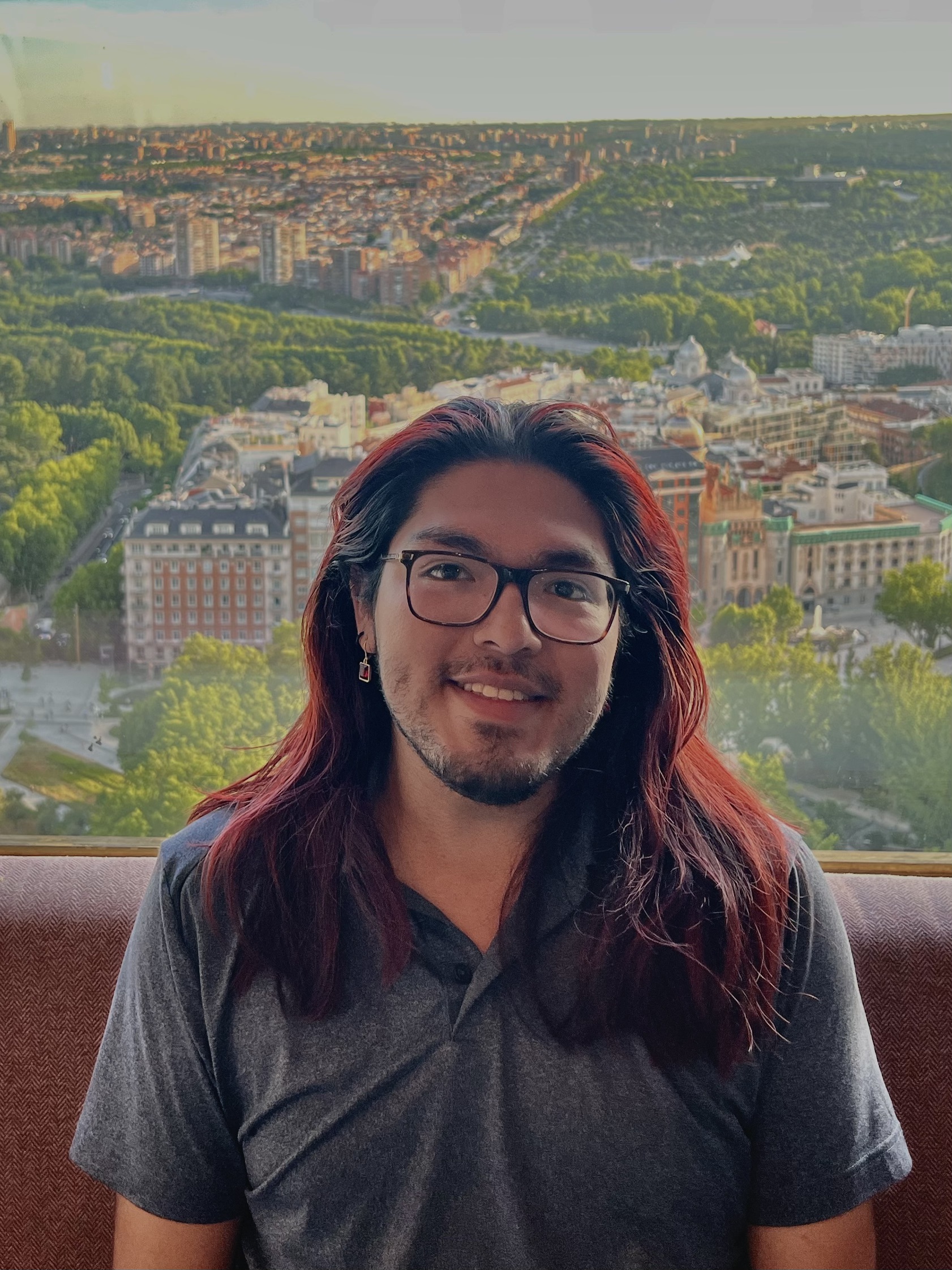Headshot of Sergio Acuna.