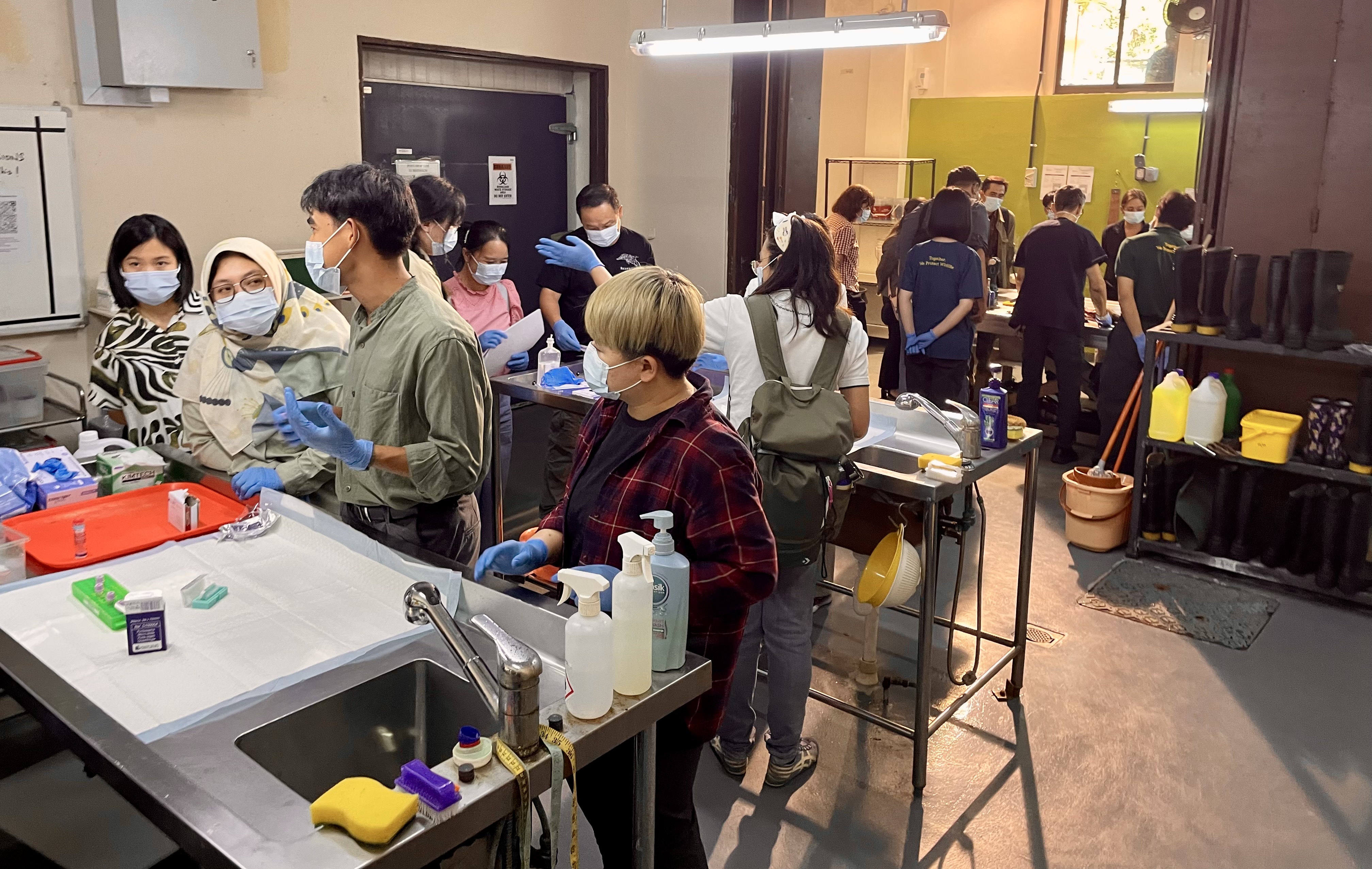 Several people in a lap setting.