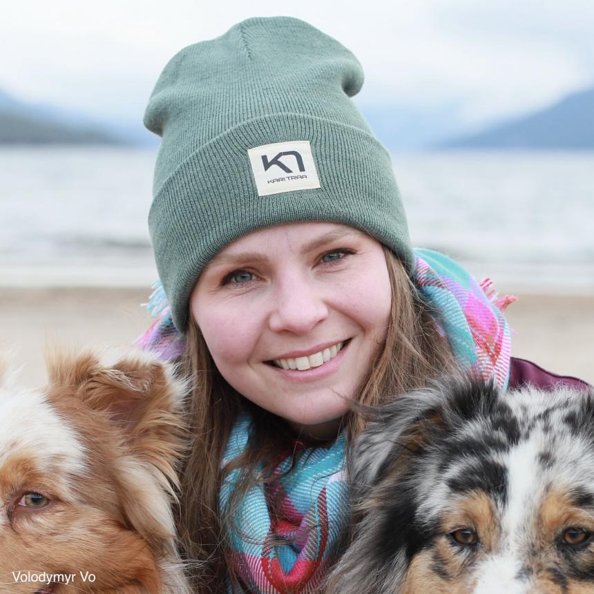 Dr. Kayla Buhler headshot