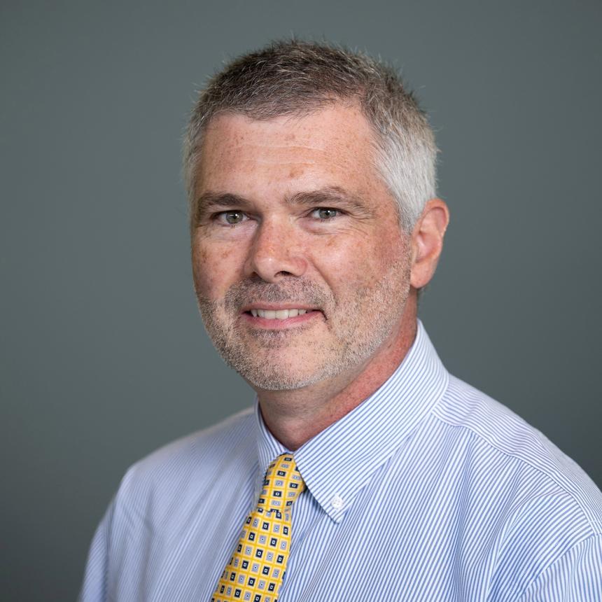 Kevin Cummings Headshot